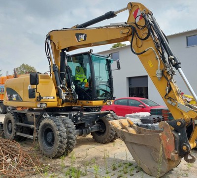 CAT M313D